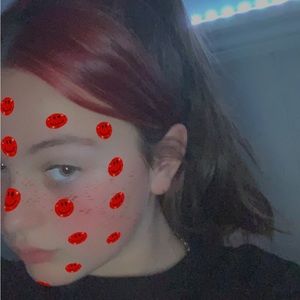 Meet your Posher, Ella